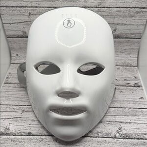 Elle White LED Face Mask